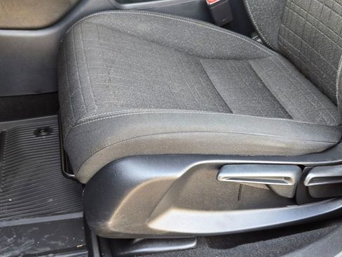 Used 2024 Honda HR-V LX image 13