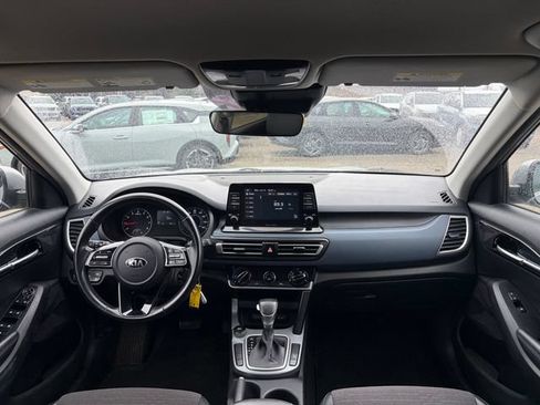 Used 2021 Kia Seltos S FWD image 23