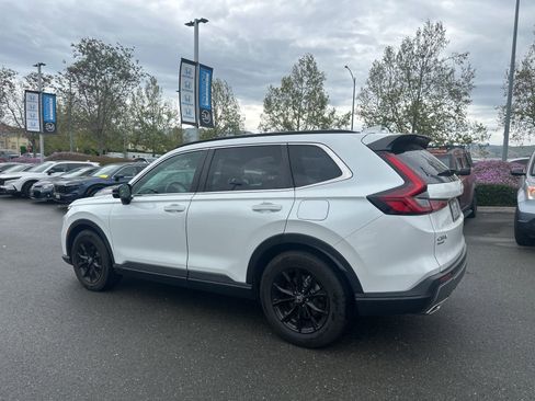 Used 2024 Honda CR-V Sport-L image 4