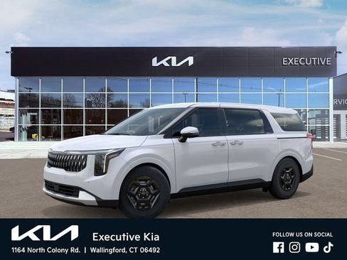 New 2026 Kia Carnival LX FWD image 3
