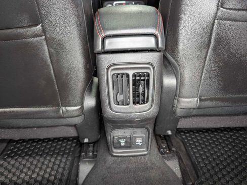 Used 2018 Jeep Compass Trailhawk w/ Leather Interior Group image 22