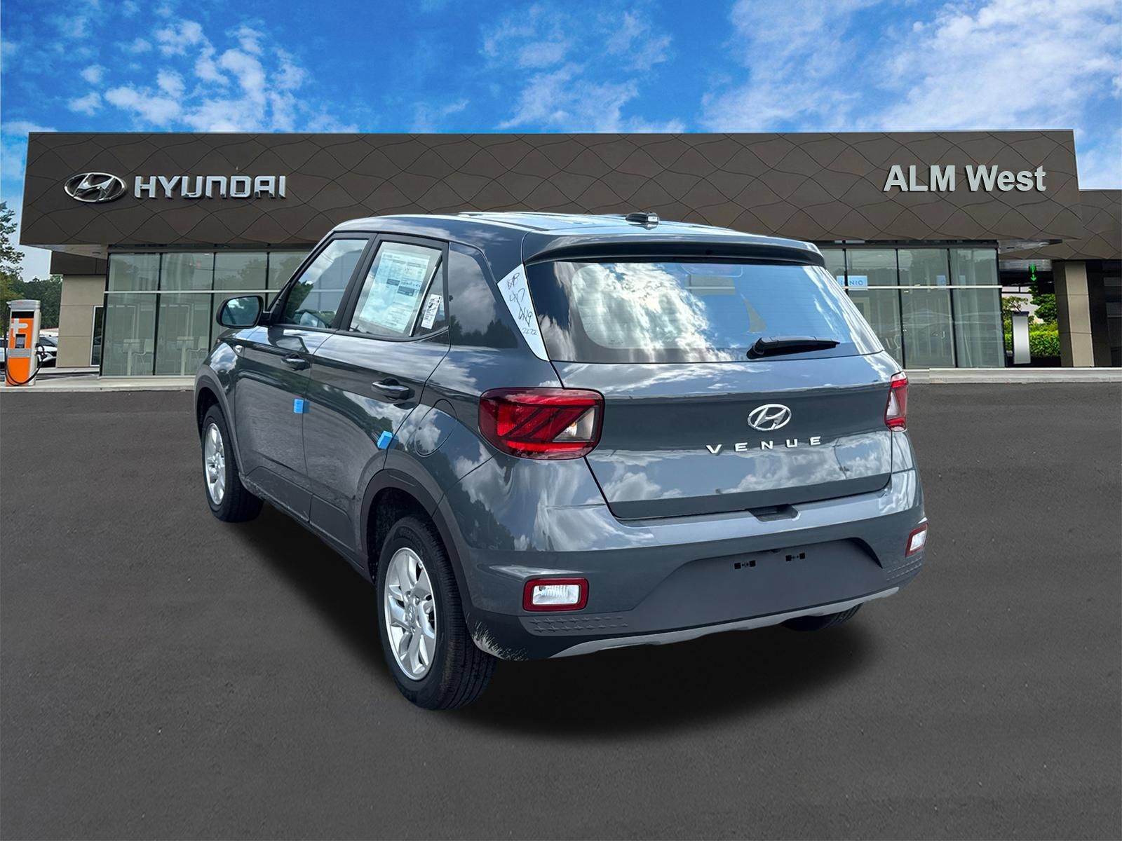 Used 2026 Hyundai Venue SE FWD image 7