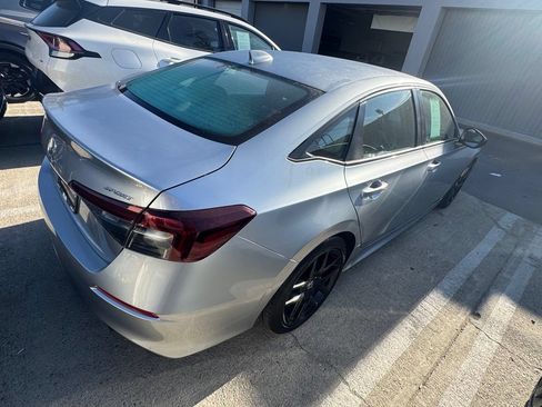 Used 2025 Honda Civic Sport image 3