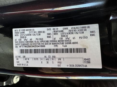 Used 2019 Ford F250 Platinum w/ Platinum Ultimate Package AWD/4WD image 35