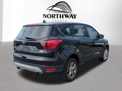 Used 2019 Ford Escape SE AWD/4WD image 3