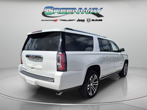 Used 2019 GMC Yukon XL Denali w/ Denali Ultimate Package RWD image 3