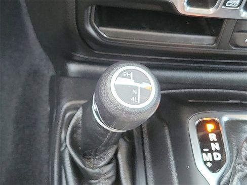 Certified 2021 Jeep Gladiator Sport image 24