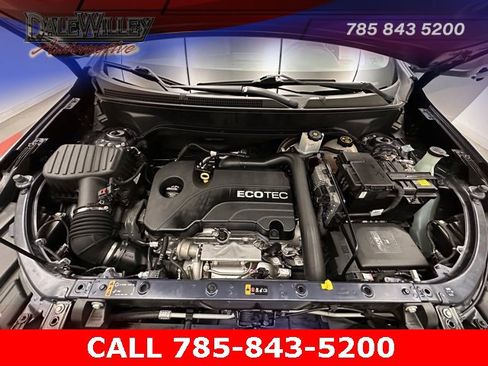 Used 2018 Chevrolet Equinox LS image 18