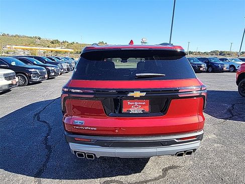 New 2026 Chevrolet Traverse LT image 7