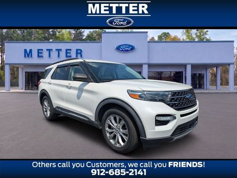 Used 2021 Ford Explorer XLT w/ Equipment Group 202A RWD image 1