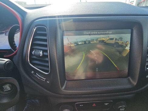 Used 2018 Jeep Compass Trailhawk w/ Leather Interior Group image 17