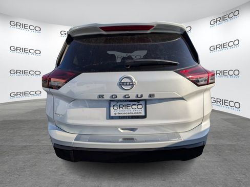 New 2026 Nissan Rogue SV w/ Cold Weather Package FWD image 8