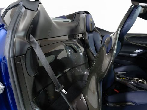 Used 2022 Ferrari SF90 Spider image 43