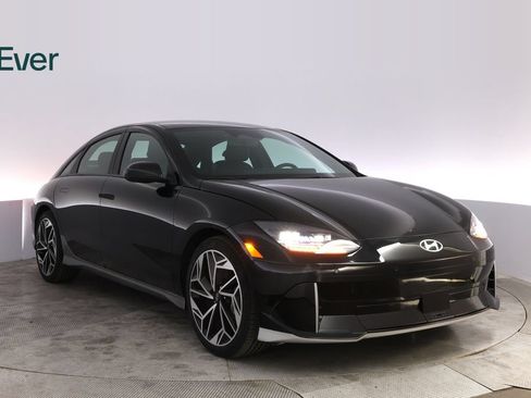 Used 2023 Hyundai Ioniq 6 SEL RWD image 13