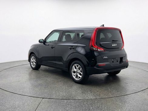 Used 2025 Kia Soul LX w/ LX Technology Package image 6