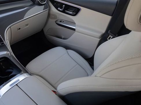 New 2026 Mercedes-Benz GLC 300 4MATIC image 26