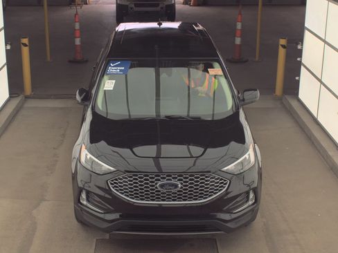 Used 2024 Ford Edge SEL w/ Convenience Package AWD/4WD image 10