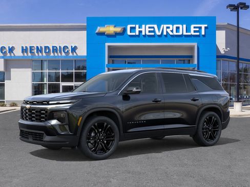 New 2026 Chevrolet Traverse LT image 3