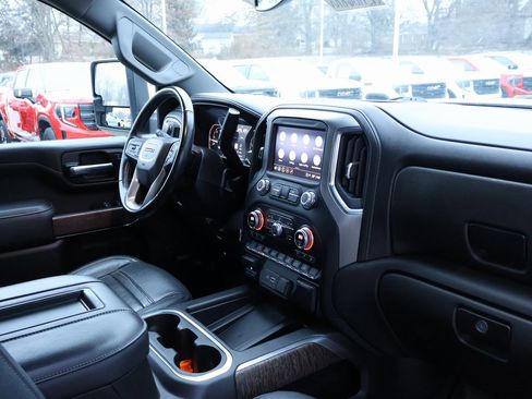 Certified 2022 GMC Sierra 2500 Denali image 45