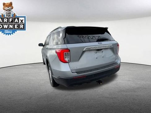 Used 2023 Ford Explorer XLT image 8
