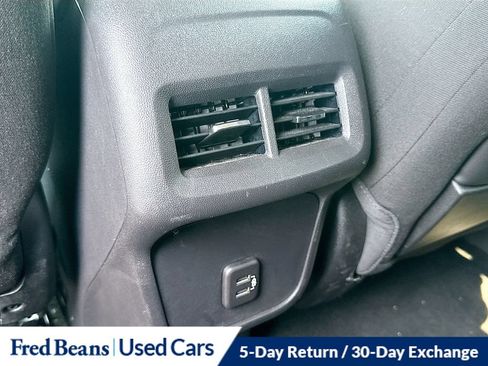 Used 2024 GMC Terrain SLE AWD/4WD image 31