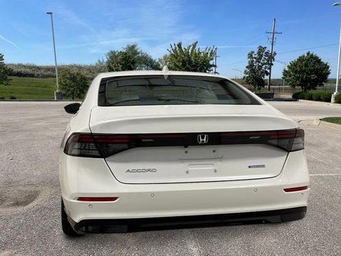 New 2025 Honda Accord EX-L image 4