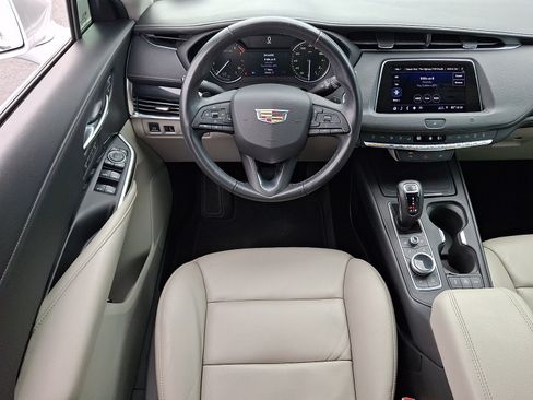 Used 2019 Cadillac XT4 Premium Luxury w/ Driver Awareness Package FWD image 12