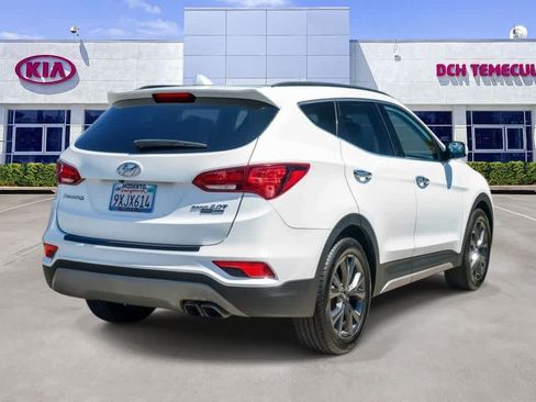 Used 2018 Hyundai Santa Fe Sport w/ Cargo Package AWD/4WD image 4
