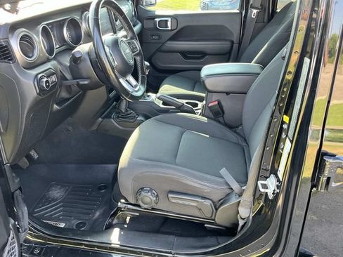 Used 2021 Jeep Wrangler Unlimited Sahara AWD/4WD image 23