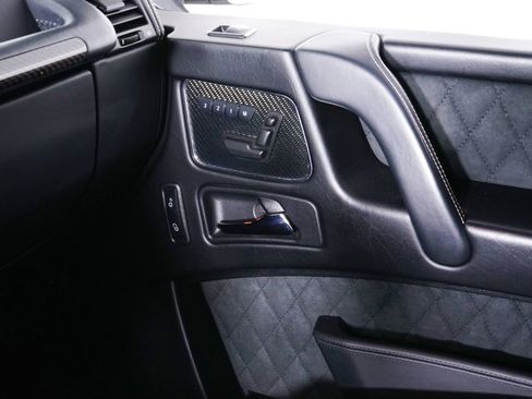 Used 2018 Mercedes-Benz G 550 Squared image 24