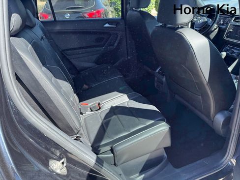 Used 2018 Volkswagen Tiguan SEL Premium AWD/4WD image 27