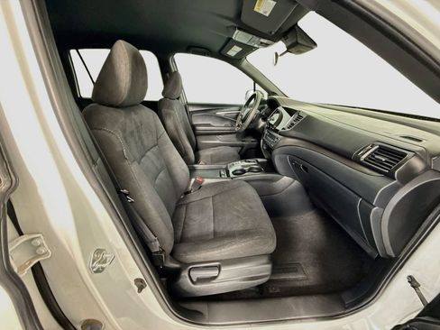 Used 2022 Honda Pilot Sport image 20