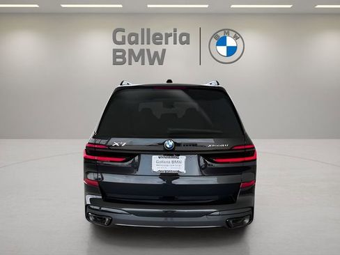 Used 2026 BMW X7 xDrive40i w/ M Sport Package image 12