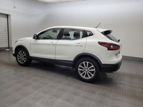 Used 2021 Nissan Rogue Sport S image 3