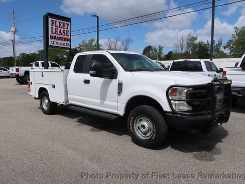 Used 2020 Ford F250 XL w/ Power Equipment Group image 7