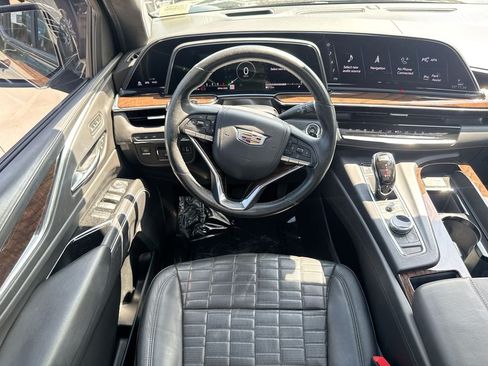 Used 2021 Cadillac Escalade Sport Platinum RWD image 11