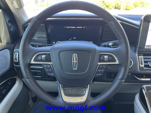 Used 2021 Lincoln Navigator L Black Label w/ Cargo Convenience Package image 14