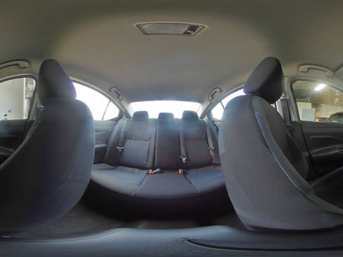 Used 2025 Nissan Versa SV FWD image 40