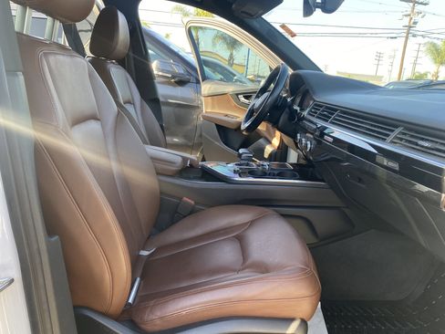 Used 2018 Audi Q7 3.0T Premium Plus w/ Premium Plus Package image 22