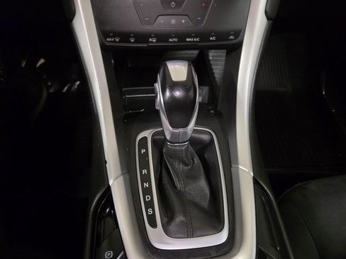 Used 2013 Ford Fusion SE image 22