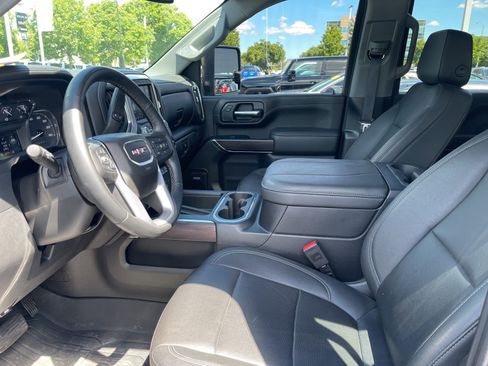 Used 2023 GMC Sierra 2500 SLT w/ SLT Premium Package AWD/4WD image 5