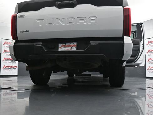 Used 2023 Toyota Tundra SR5 w/ SR5 Convenience Package AWD/4WD image 46