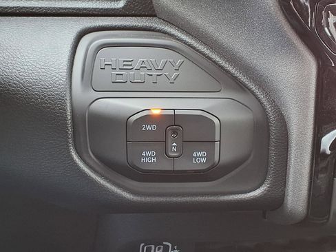 New 2026 RAM 2500 Tradesman AWD/4WD image 10