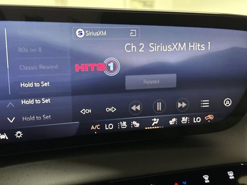 Used 2026 Buick Enclave Avenir w/ Super Cruise Package AWD/4WD image 14