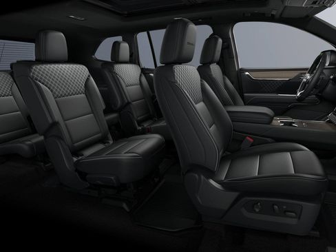 New 2025 GMC Acadia Denali w/ Super Cruise Package image 32