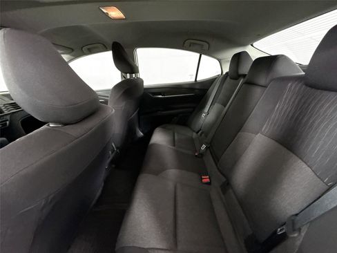 Certified 2025 Toyota Camry LE image 30