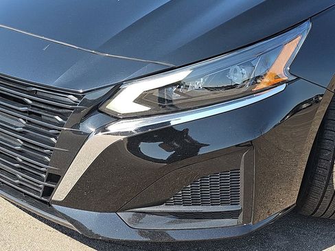 Used 2025 Nissan Altima 2.5 S image 33