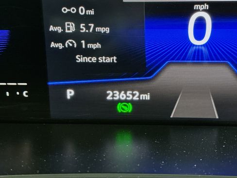 Used 2023 Volkswagen Tiguan SE FWD image 18