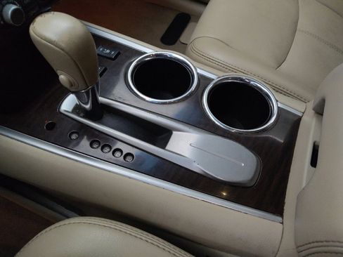 Used 2015 Nissan Pathfinder SL w/ SL Tech Package image 26