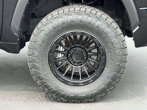 Used 2025 Toyota Tundra SR5 AWD/4WD image 16